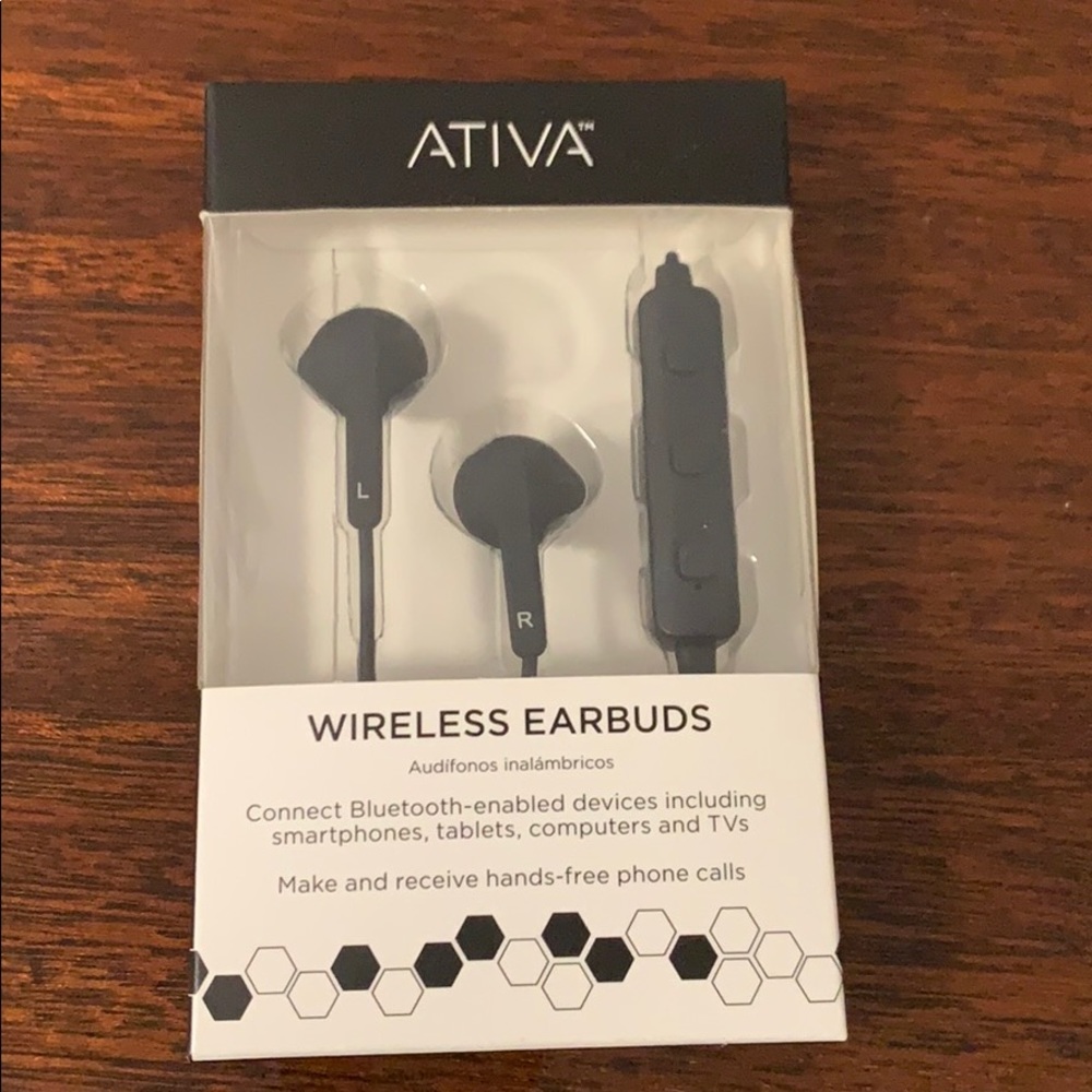 NWT Ativa Bluetooth wireless earbuds
